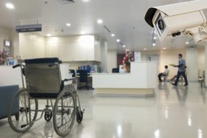 دوربین مدار بسته در بیمارستان